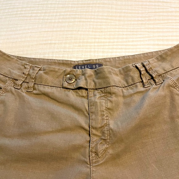 Level 99 Shorts - Anthropologie, Size 28 - Picture 3 of 6